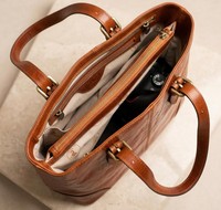 Sac fourre-tout en cuir véritable, couleur unie, style minimaliste, fermeture à fermoir, toutes saisons, usage quotidien, nouveau design pour femmes, sac fourre-tout OEM ODM
