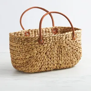 Top Trend Natural Water Hyacinth Gift Basket With Handle Christmas Hamper Handwoven Wholesale From Vietnam