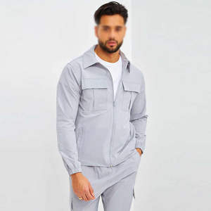 Nouvelle veste à un bouton à la mode High Street Pantalon de jogging cargo 2 pièces Survêtements cargo Logo personnalisé Style de rue à l'avant - Product Image 4