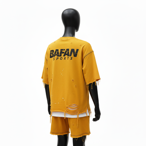 ชุดเสื้อยืดและกางเกงขาสั้นผ้าฝ้ายพรีเมียมสำหรับผู้หญิง เนื้อผ้าระบายอากาศดี ลุคแบบดิสเทรส พิมพ์ลายสกรีน เสื้อยืดและกางเกงขาสั้นผ้าฝ้าย 100% - Product Image 5