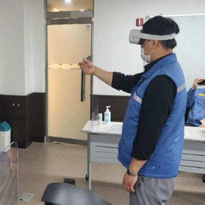 [SafePlus] VR đào tạo 11 kịch bản an toàn công nghiệp hệ thống theo dõi tay di động phần cứng và phần mềm giả lập VR - Product Image 1