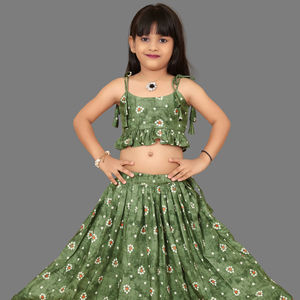 Shoryam - Lehenga Choli Largo hasta el Suelo con Estampado Digital Verde para Niñas |   Traje Tradicional Étnico para Niños, Completamente Cosido, para Bodas y Fiestas - Product Image 1