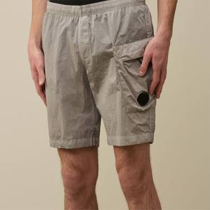 Short de bain pour homme de créateur à la mode Maillot de bain de haute qualité Parfait pour les vêtements de plage décontractés et formels - Product Image 2