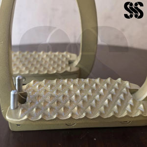 Estribos de Aluminio Ligeros de Alta Calidad para Uso Ecuestre, Seguridad en la Monta a Caballo, Duraderos, Antideslizantes, para Principiantes, Personalizables - Product Image 4