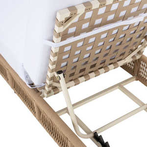 Tumbona de metal para exteriores con detalles de cuerda tejida y cuhion de felpa - Product Image 4