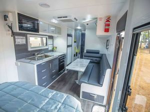 Venta al por menor Camper Trailer Caravan Camper para casas familiares Luxury Caravan Motor Off Road Mobile House Travel Trailer. - Product Image 6