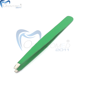 Pinzas para Cejas Inclinadas de Acero Inoxidable de Alta Calidad, Punta Ultrafina, Fabricadas por OdontoMed 2011 - Product Image 1