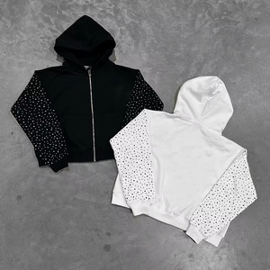 Sudaderas con logotipo y diseño personalizados para hombre, sudaderas con capucha transpirables básicas personalizadas con diamantes de imitación para hombre, a la venta, hechas en Pakistán - Product Image 1