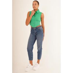 Blusa de Manga Corta Verde con Detalle de Corsé para Mujer, Venta al Por Mayor para Boutiques de Moda, Marca Lustrin - Product Image 2