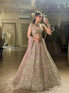Lehenga de Georgette Premium de Boutique India, Lehenga de Diseñador de Bollywood, para Fiestas y Bodas, la Más Vendida, Ropa Festiva Moderna para Mujer - Product Image 3