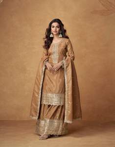 Couleur incroyable Organza Simar Soie Avec Broderie Salwar Costume Fabricant Et Fournisseur De L'Inde Au Taux Le Plus Bas - Product Image 3