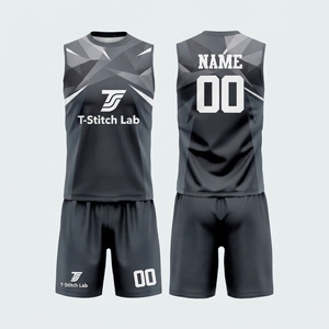 Nouvelle conception, uniformes de football 7V7 unisexes de haute qualité, polyester, taille et couleur personnalisables, respirants, évacuant l'humidité, toutes saisons - Product Image 3