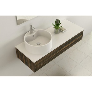 Juego de Baño de Lujo BIEL con Aspecto de Madera de Nogal, Instalación Colgante en Pared, Lavabo de Cerámica Resistente al Agua, Espejo y Mueble para Hoteles - Product Image 3