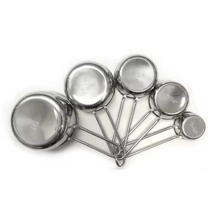 Ensemble de tasses à mesurer en acier inoxydable de haute qualité avec longue poignée en bois, finition dorée, pour la cuisine et la pâtisserie - Product Image 2