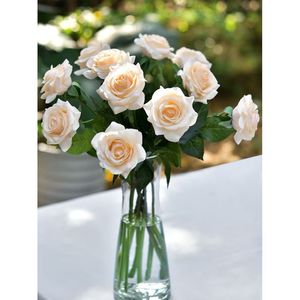 5つの茎のパックリアルタッチアプリコットローズシルク造花花びら新鮮なバラのように感じて見える結婚式のブライダルの家の装飾