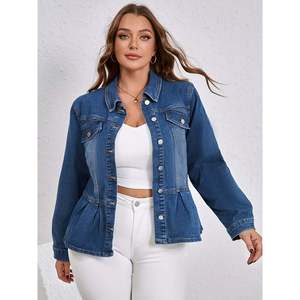 Giacca in denim con bottoni e peplum per donna taglie forti - Product Image 4