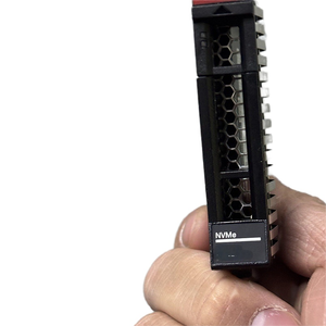 قرص صلب 4XB7A79648 بسعة 3.84 تيرابايت NVMe PCIe 4.0 X4 - Product Image 3