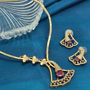 Venta al por mayor 14K 18K 24K Micro Gold Filled AD Stone Collares de moda, Formando collares cortos, Collares de diseño floral tradicional - Product Image 2