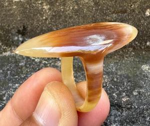 Anillo de Cuerno de Búfalo Pulido Hecho a Mano, Estilo Grueso y Romántico, Joyería Artesanal Natural de f s international - Product Image 5