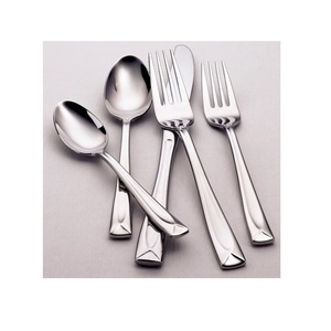 Juego de cubiertos de acero inoxidable de tendencia industrial Juego de cubiertos árabes Nuevo diseño Mejor vajilla - Product Image 1