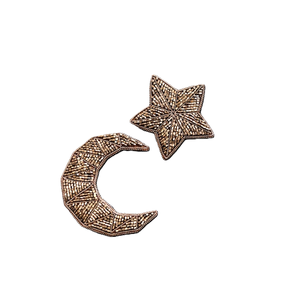 Broche de broderie perlée en forme de Batmen personnalisable pour les mariages et les cadeaux par glowin fashion - Product Image 6