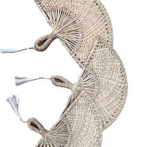 2025 à la mode ventilateur jonc de mer Handfan Vietnam à la main tissé herbe outil pour les fêtes décor jonc de mer Handfan Premium Export Source - Product Image 3