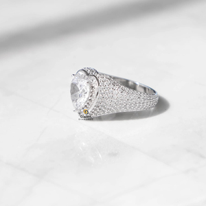 Anillo de Diamante Moissanite con Corte Brillante, Tendencia en la Industria, Plata de Ley 925, 6.20ctw, Engaste de Puntas, Claridad VVS Mejorada, Clásico - Product Image 3