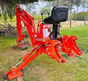 Attache de pelle rétrocaveuse Kubota BH 77 avec godet à grappin, poids 900 kg, garantie 3 ans - Product Image 2