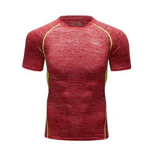 Haut de compression pour homme, coupe musclée, couleur unie, polyester et élasthanne, manches courtes, vêtement de sport, t-shirt d'entraînement - Product Image 4