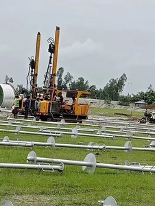 Macchina di speronamento idraulico del battipalo della pista con il collegamento della vite per la costruzione della centrale solare dell'installazione della vite - Product Image 3