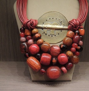 Más vendidos bohemio Vintage DIY Irregular collar de mujer encanto cuentas de resina declaración accesorios Ángel inspirado al por mayor - Product Image 6