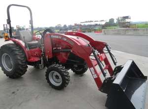 Tractor Case IH de Calidad Original, Tractor Mini Case IH 35A Diésel Usado de Alto Rendimiento con Motor de 30 CV, Suministro Directo - Product Image 3