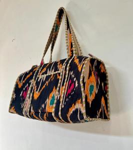 Ikat ผ้าฝ้ายสีดำกระเป๋าดัฟเฟิลกีฬาหรูหราผ้าควิลท์ความจุขนาดใหญ่ทนทานเดินทางข้ามคืน - Product Image 3