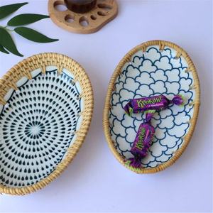 La mejor opción Bandeja de ratán nácar de forma redonda con mopa Mimbre de ratán hecho a mano hecho de Vietnam - Product Image 3
