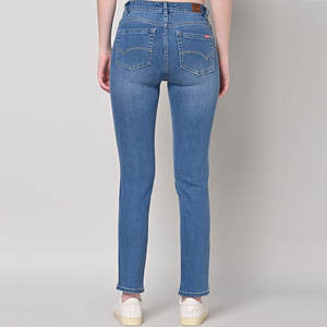 Pantalones vaqueros desgastados de moda para mujer, prendas de vestir de pana de invierno, venta en línea, servicio OEM, ropa informal de bajo precio - Product Image 4