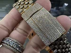 นาฬิกาสุดหรูสำหรับผู้ชายรุ่นล่าสุดนาฬิกาเพชร VVS Moissanite หน้าปัดสีเงินแบบโรมันผลิตตามสั่ง - Product Image 6