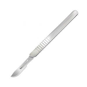 Prix de gros Scalpel chirurgical en acier inoxydable de qualité supérieure Instruments chirurgicaux à bas prix Scalpels médicaux de différentes variétés - Product Image 1