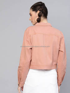 Veste en jean pour femmes coupe ajustée personnalisée en gros Veste en cuir de camionneur tendance à la mode Broderie Perlage Viscose - Product Image 3