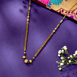 Collar Mangalsutra Moderno de Oro Amarillo para Mujer - Product Image 1