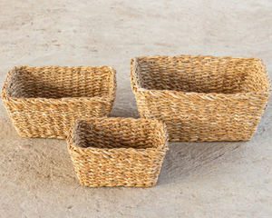 Grand panier de rangement décoratif en jonc de mer fait à la main avec poignées en anneau Organisateur tissé pour le rangement des enfants - Product Image 1