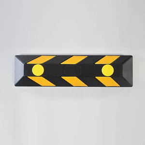 Venta caliente 550mm Tope de rueda de goma resistente Durable Car Road Safety Parking Block Curbs - Product Image 5
