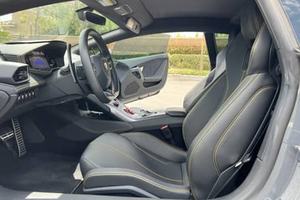 Oferta Especial 2019 Lamborghini Huracán LP580-2 Coupé, Transmisión Automática, Motor V10, Tracción Trasera - Product Image 4