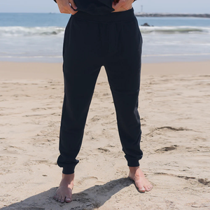 Pantalones Deportivos Negros para Hombre, 100% Algodón Orgánico de Lujo, Preencogido, Certificado GOTS, Ajuste Cónico Cómodo de Primera Calidad - Product Image 5