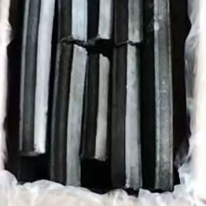 Charbon de sciure de bois de qualité offrant une chaleur constante pour la cuisine à la maison et en extérieur - Product Image 5