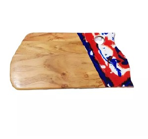 Compre una tabla de cortar de madera y resina con forma rectangular Apta para lavavajillas, tabla de verduras/queso, bloques de logotipo de madera, embalaje de una sola pieza - Product Image 2