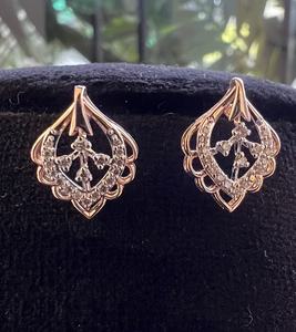 Belles boucles d'oreilles en or 14K et 18K avec diamant naturel rond taille brillant certifié par une tierce partie cadeau parfait pour elle - Product Image 4