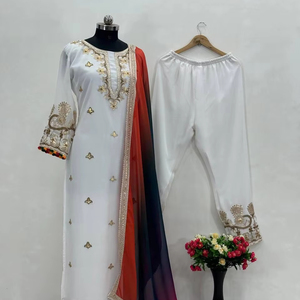 Ropa de fiesta Nuevo diseñador Desgaste Faux Georgette Heavy Chine Sequence Bordado Top y pantalón con borde de encaje de lujo Dupatta - Product Image 1