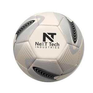 Tech Industries Ballon d'entraînement de football Matériau PU à des fins d'entraînement avec un design personnalisé et un logo personnalisé - Product Image 1