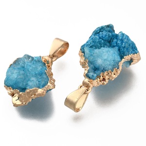 Pandahall 10 Mảnh Đá <span class=keywords><strong>Druzy</strong></span> Tôn Tạo Màu Sắc, Hỗn Hợp Màu Sắc, Mặt Dây Chuyền Mã Não <span class=keywords><strong>Druzy</strong></span> Tự Nhiên - Product Image 2