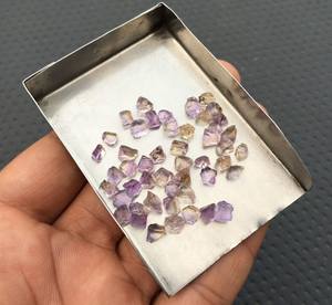 Cristal brut multicolore 2-4MM minuscule taille brute 50pcs Amétrine naturelle Pierres précieuses en vrac Taille 2-4MM Cristal brut - Product Image 2